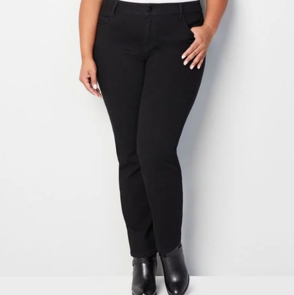 NWT: Black Straight Leg Jeans - Picture 1 of 5